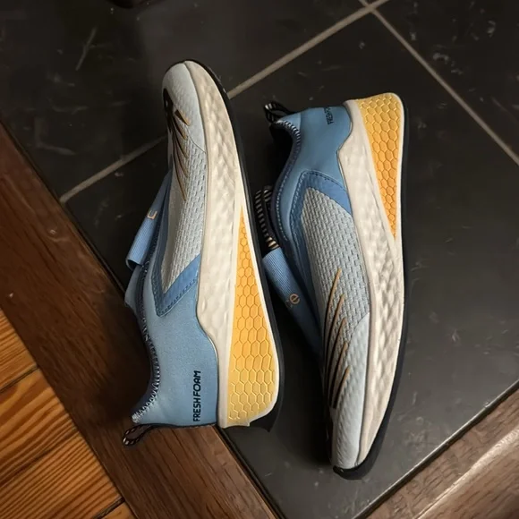 New Balance Fresh Foam skip on sneakers - Picture 6 of 7